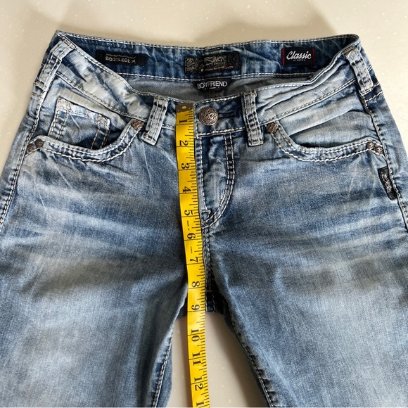 Silver Boyfriend Jeans, Classic Stretch, W25 L29 (measures 32" inseam) - Picture 8 of 13